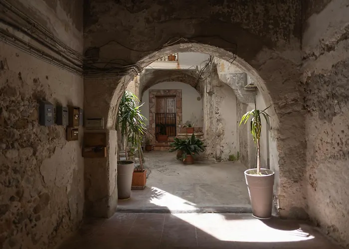 Cortile Gioeni Апартаменти Чефалу